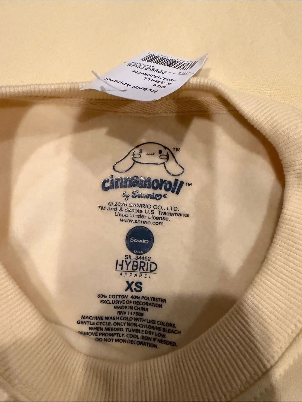 Hybrid Apparel Yellow Cinnamoroll Cherry Parfait Crewneck - Picture 4 of 6